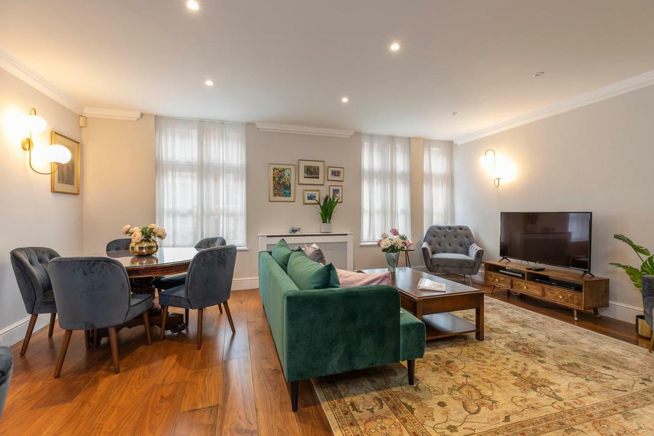 Joivy Beautiful 2 Bed Apt In The Heart Of Mayfair, Close To Tube Apartment Londra Exterior foto